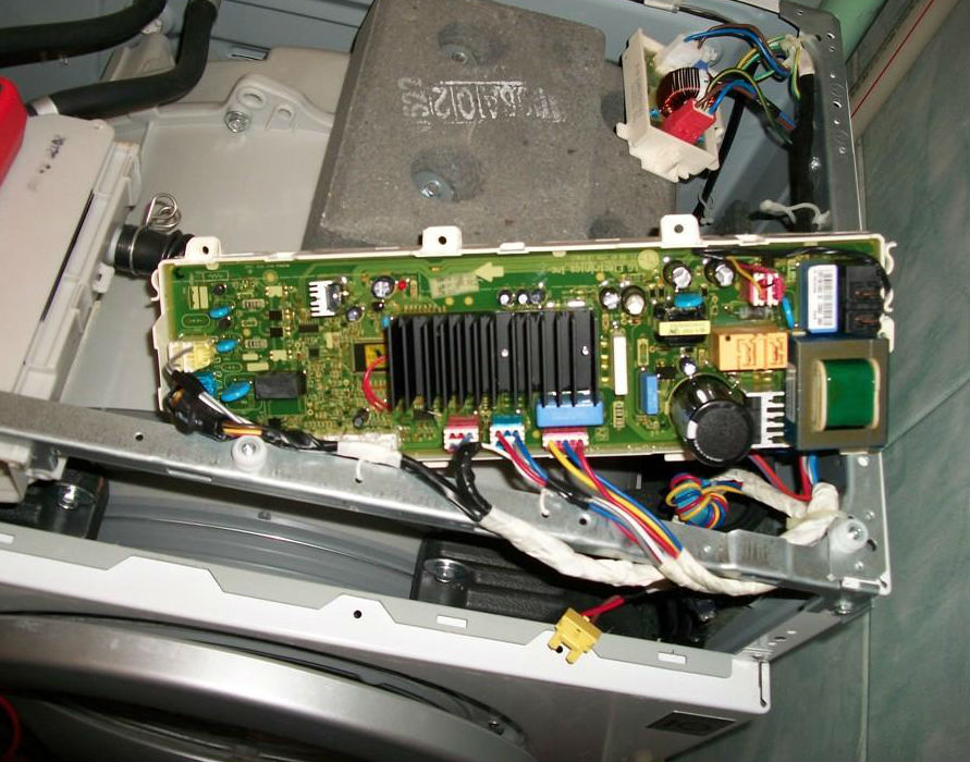 Ремонт платы стиральных машин на дому